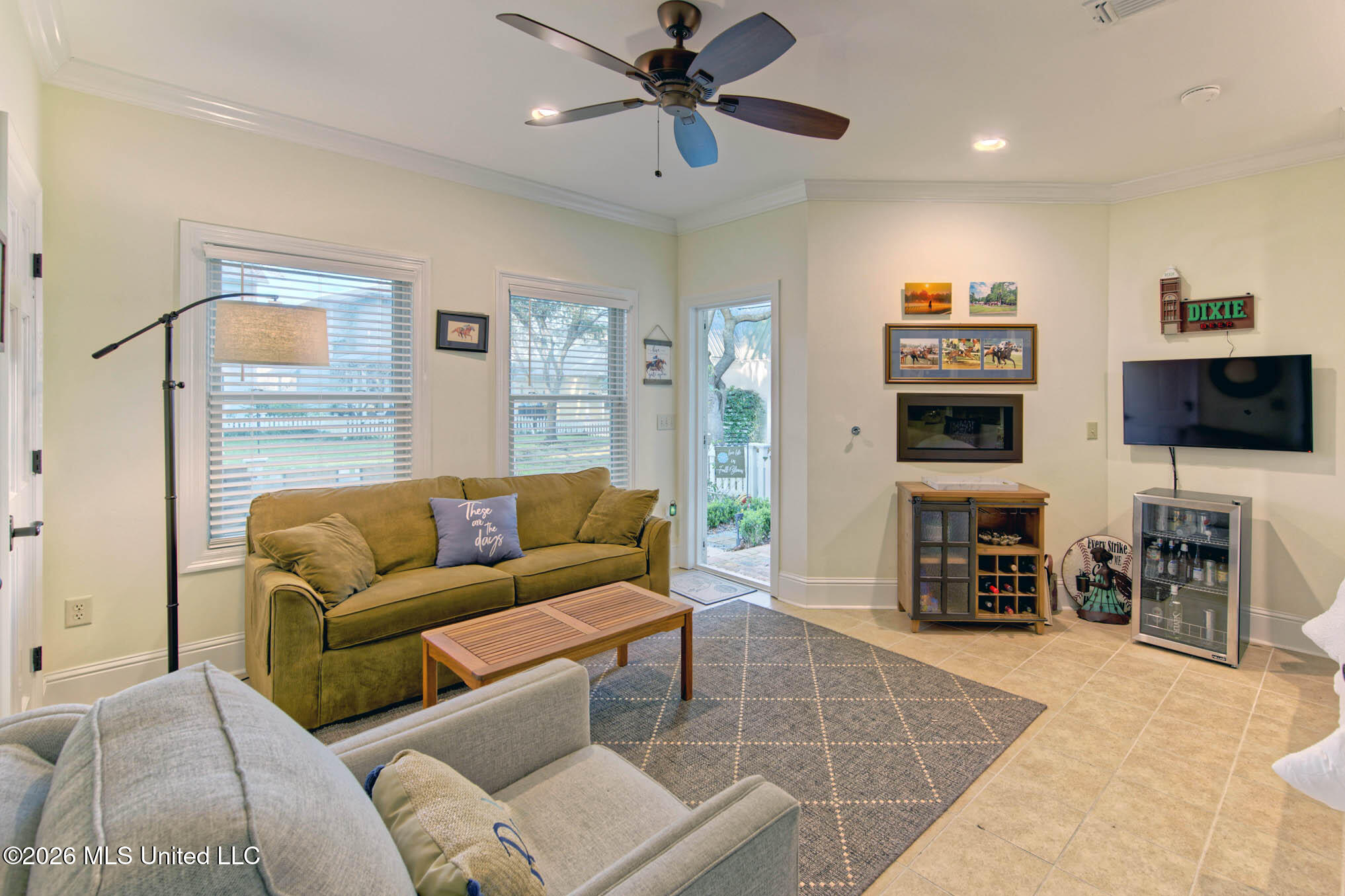 37 Chapel Hill Road Bay St. Louis, MS 39520 - Photo 24 of 44 73Interior02_DxO