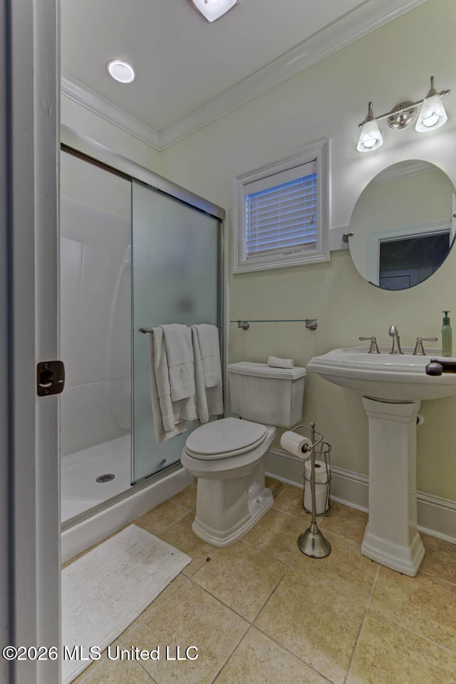 37 Chapel Hill Road Bay St. Louis, MS 39520 - Photo 31 of 44 76Interior02_DxO