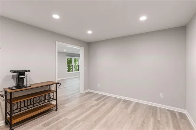 $685,000 | 4222 Terrace Court Southeast, Smyrna, GA 30082