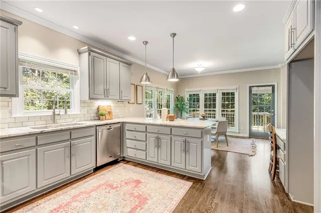 $685,000 | 4222 Terrace Court Southeast, Smyrna, GA 30082