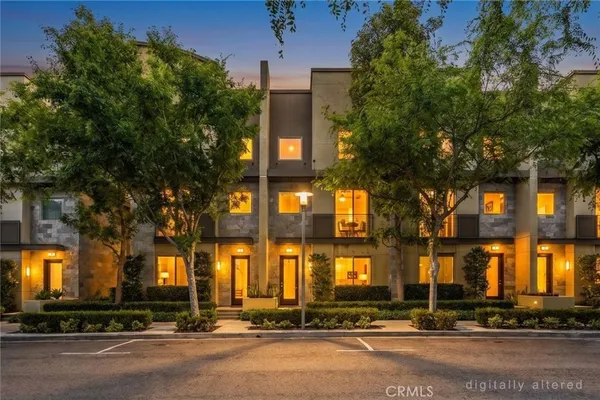 $1,228,800 | 19 Delancy, Irvine, CA 92612