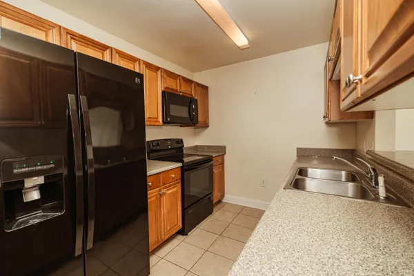 $1,595 | 748 Majestic Drive, Crestview, FL 32536