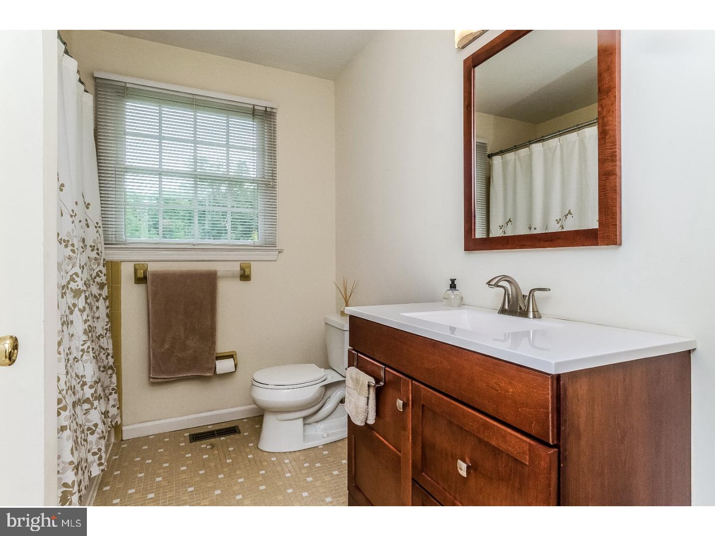 31 Van Kirk Road Lawrence Township, NJ 08648 - Photo 10 of 21 Bathroom