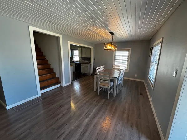 $159,900 | 517 North Vine Street, Du Quoin, IL 62832