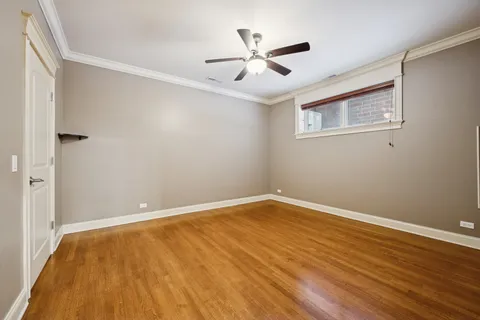 $675,000 | 6121 North Winthrop Avenue, Unit 1S, Chicago, IL 60660