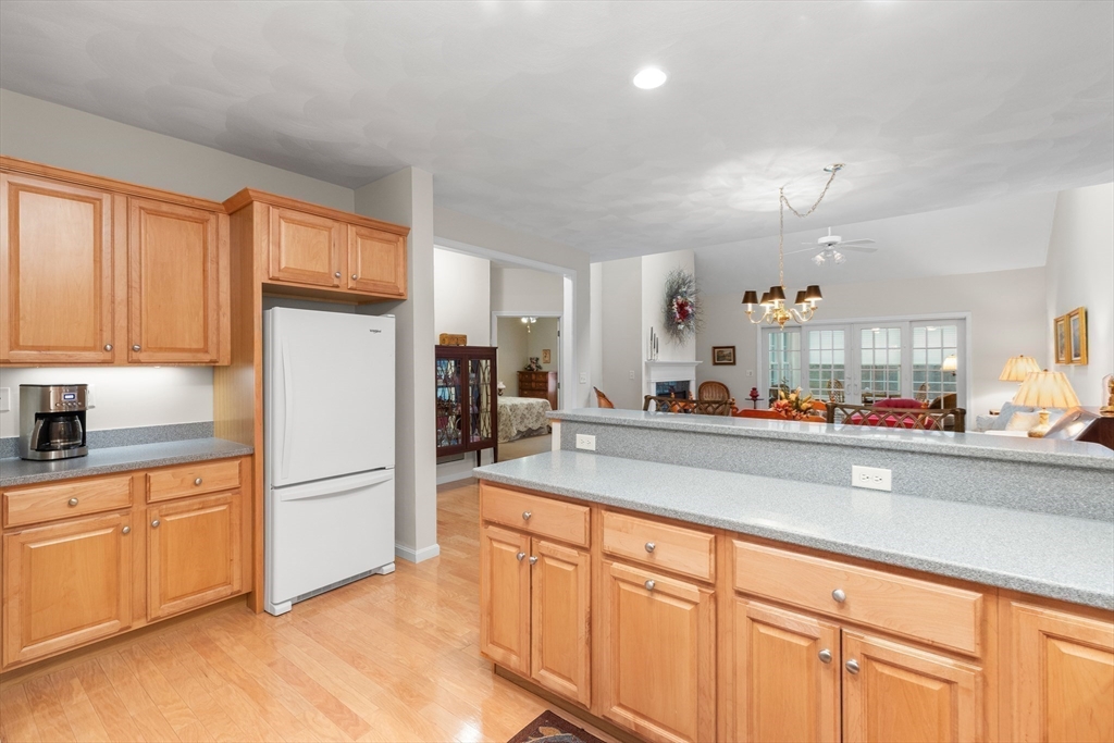 7 Raymond Court, Unit 7 Georgetown, MA 01833 - Photo 13 of 31