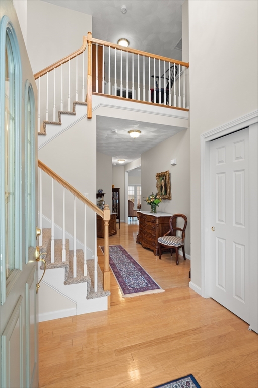 7 Raymond Court, Unit 7 Georgetown, MA 01833 - Photo 4 of 31