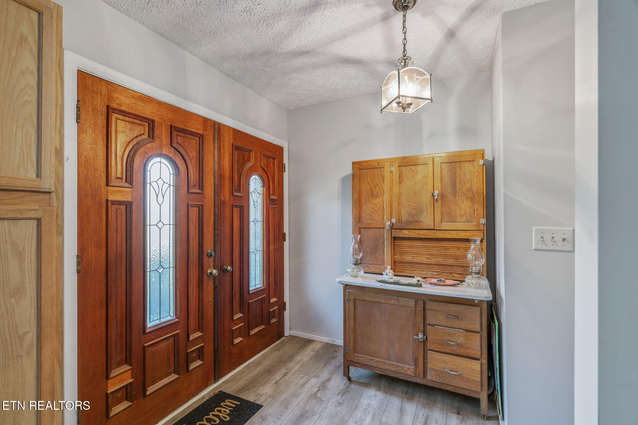 1514 Cherokee Road East Crossville, TN 38572 - Photo 5 of 36 7-web-or-mls-1514 Cherokee Road E