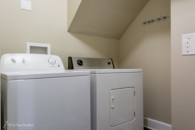 2575 Collier Road Forsyth, GA 31029 - Photo 23 of 25 a utility room with dryer and washer