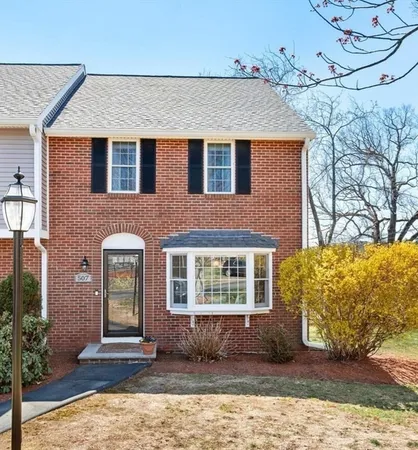 $3,600 | 320 Newbury Street, Unit 507, Danvers, MA 01923