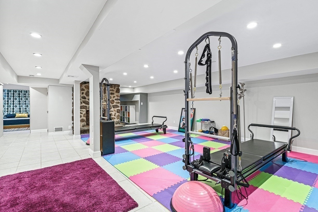 12 Alexandra Road Lynnfield, MA 01940 - Photo 29 of 42