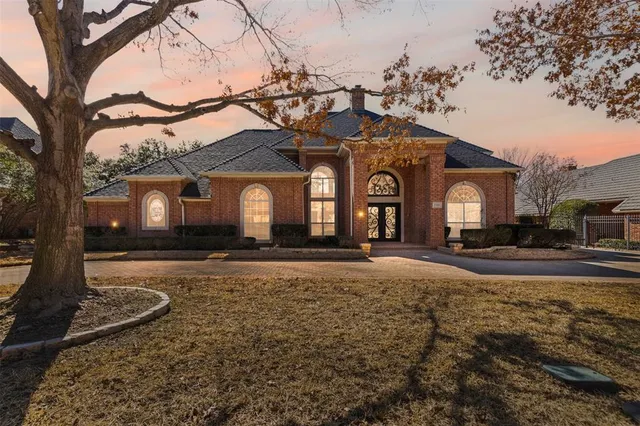 $949,000 | 3301 Queensbury Way West, Colleyville, TX 76034