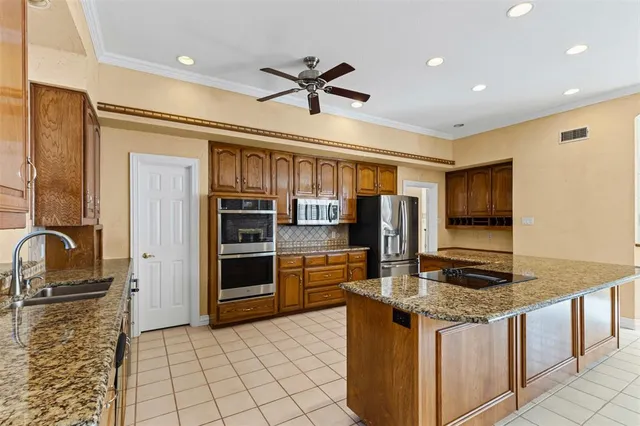 $949,000 | 3301 Queensbury Way West, Colleyville, TX 76034