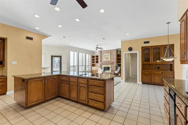 $949,000 | 3301 Queensbury Way West, Colleyville, TX 76034