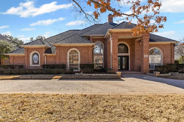 $949,000 | 3301 Queensbury Way West, Colleyville, TX 76034