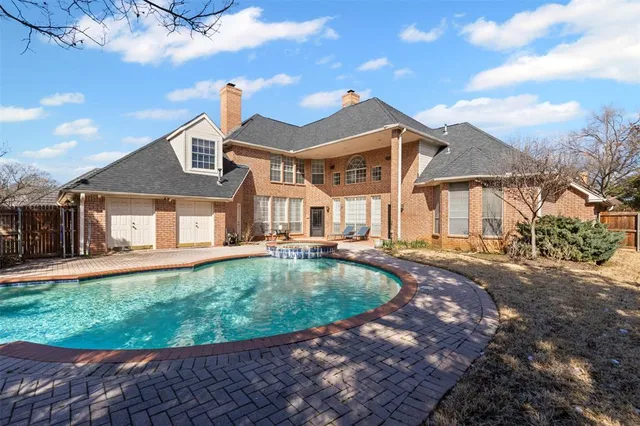 $949,000 | 3301 Queensbury Way West, Colleyville, TX 76034