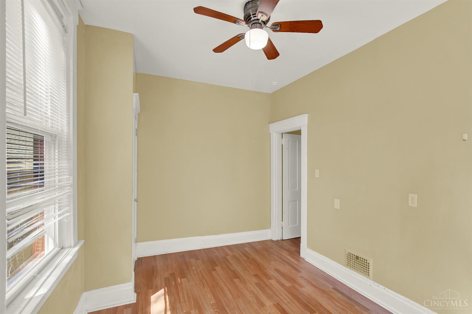 2208 Ravine Street Cincinnati, OH 45219 - Photo 21 of 53