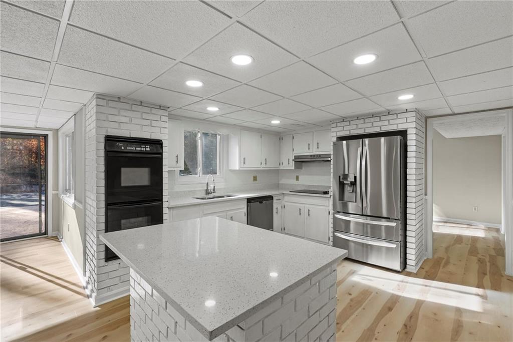 3428 Runelle Place Southwest Lilburn, GA 30047 - Photo 5 of 34