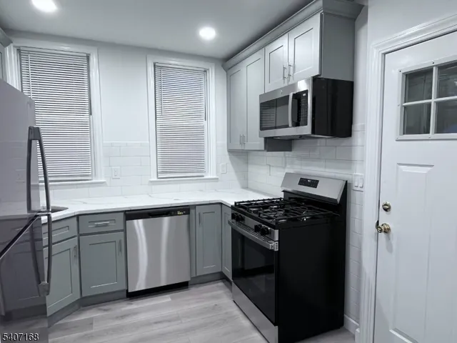 $2,650 | 445 Orchard Street, Cranford, NJ 07016