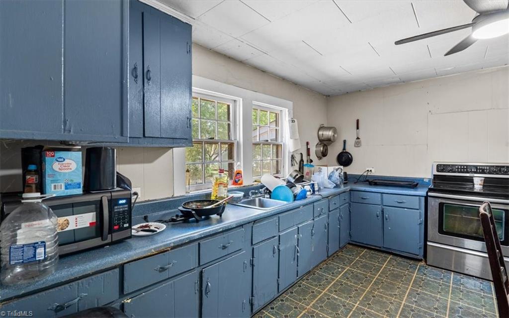 1901 South Elm Street High Point, NC 27260 - Photo 11 of 21