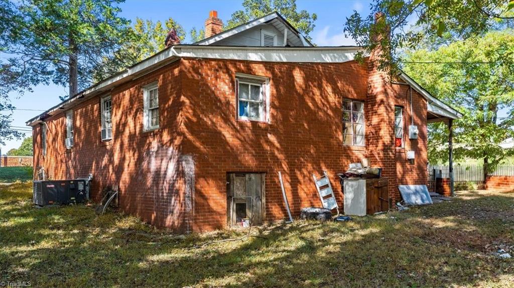 1901 South Elm Street High Point, NC 27260 - Photo 17 of 21