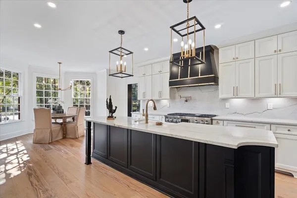 $1,699,000 | 425 River Oaks Road, Memphis, TN 38120