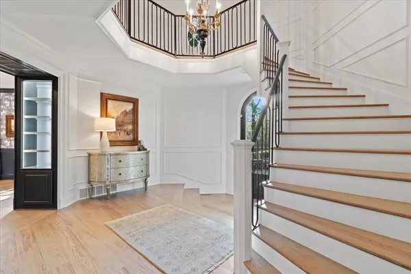 $1,699,000 | 425 River Oaks Road, Memphis, TN 38120