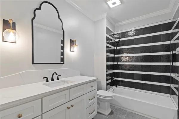 $1,699,000 | 425 River Oaks Road, Memphis, TN 38120