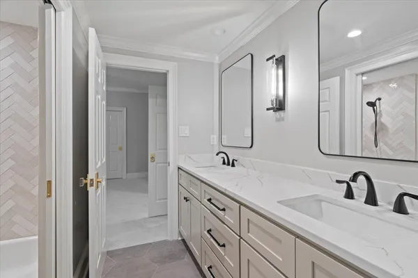 $1,699,000 | 425 River Oaks Road, Memphis, TN 38120