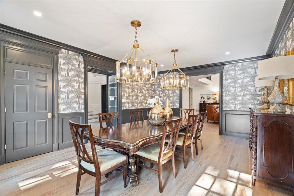 425 River Oaks Road Memphis, TN 38120 - Photo 8 of 39 a view of a dining room with furniture window and outside view