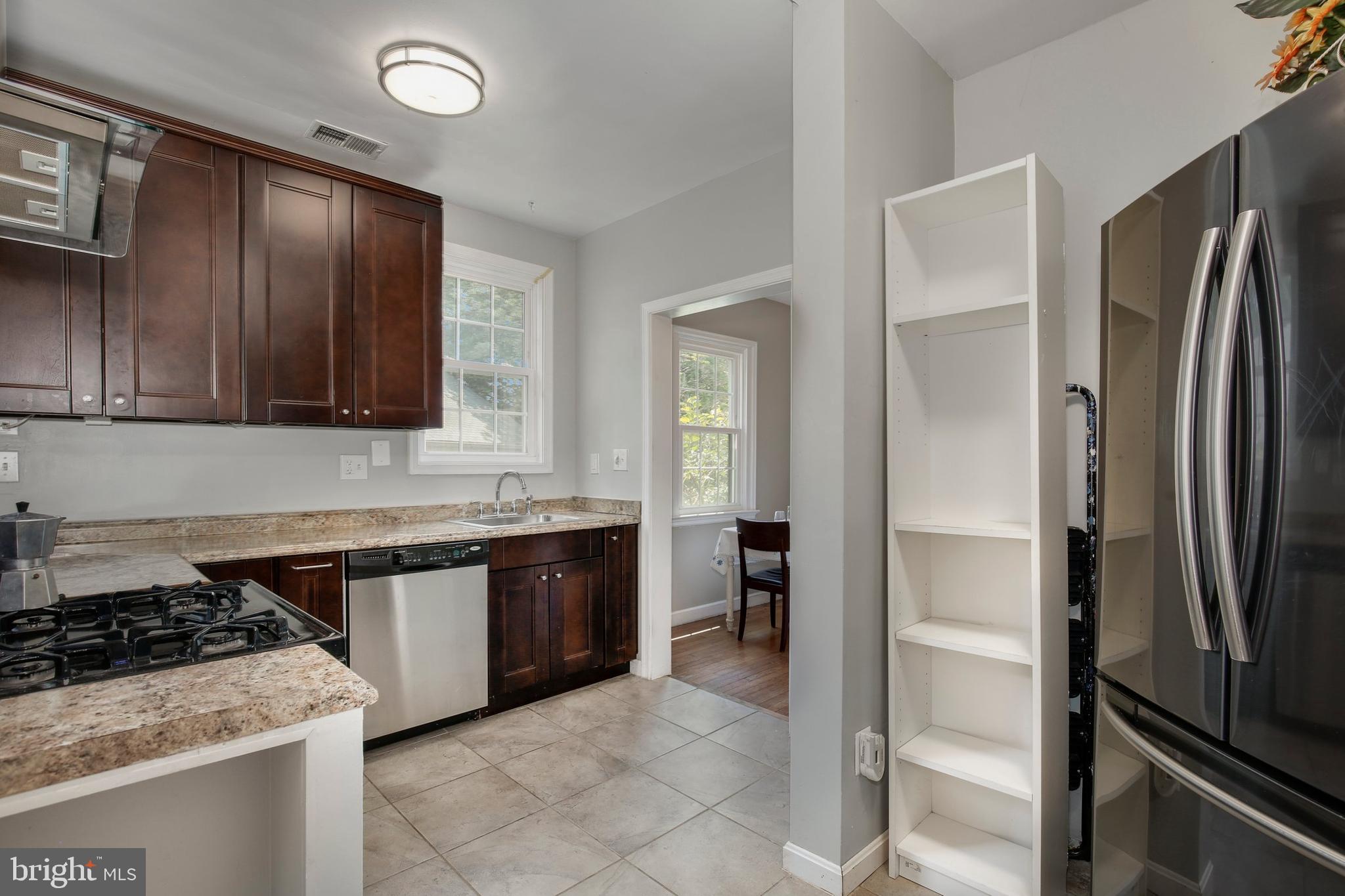 615 Wayne Avenue Silver Spring, MD 20910 - Photo 15 of 41 Gallery Image 15