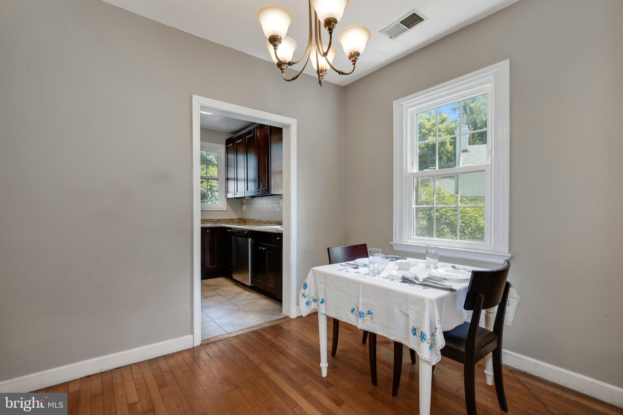 615 Wayne Avenue Silver Spring, MD 20910 - Photo 8 of 41 Gallery Image 8
