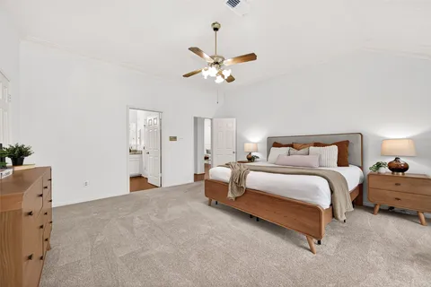 $559,000 | 6 Skyland Place, The Woodlands, TX 77381