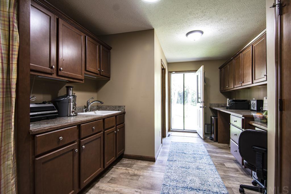 1827 Bashor Road Goshen, IN 46526 - Photo 12 of 29 Gallery Image 12