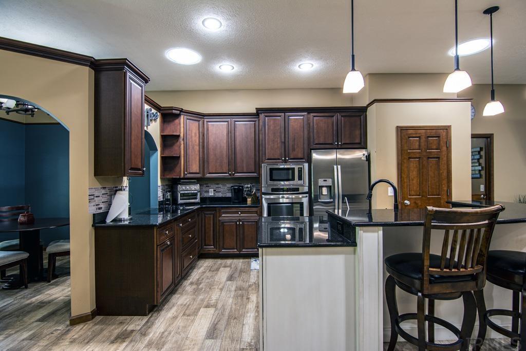 1827 Bashor Road Goshen, IN 46526 - Photo 8 of 29 Gallery Image 8