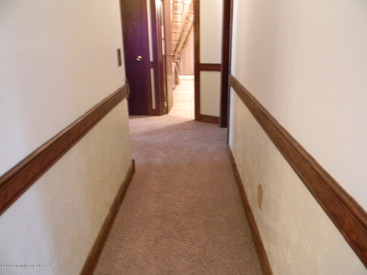 4434 Kingston Road Amarillo, TX 79109 - Photo 16 of 27 HALLWAY - new carpet