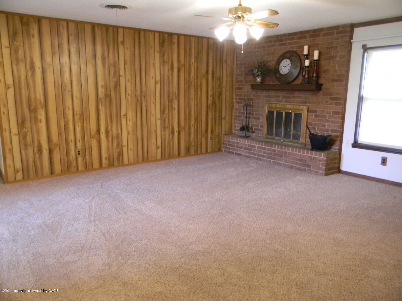 4434 Kingston Road Amarillo, TX 79109 - Photo 4 of 27 LIVINGROOM 2