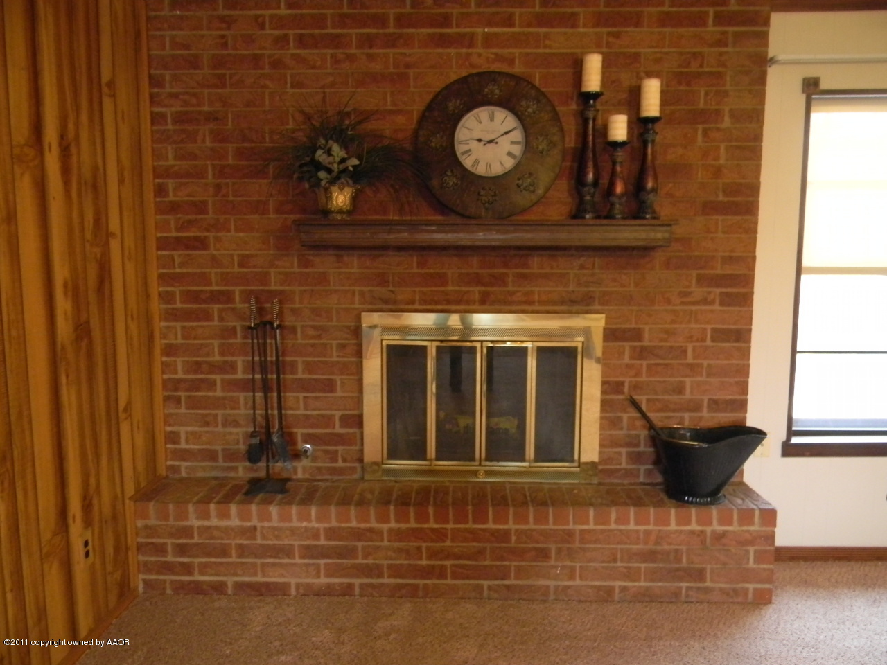 4434 Kingston Road Amarillo, TX 79109 - Photo 5 of 27 WOOD BURNING FIREPLACE/GAS STARTER
