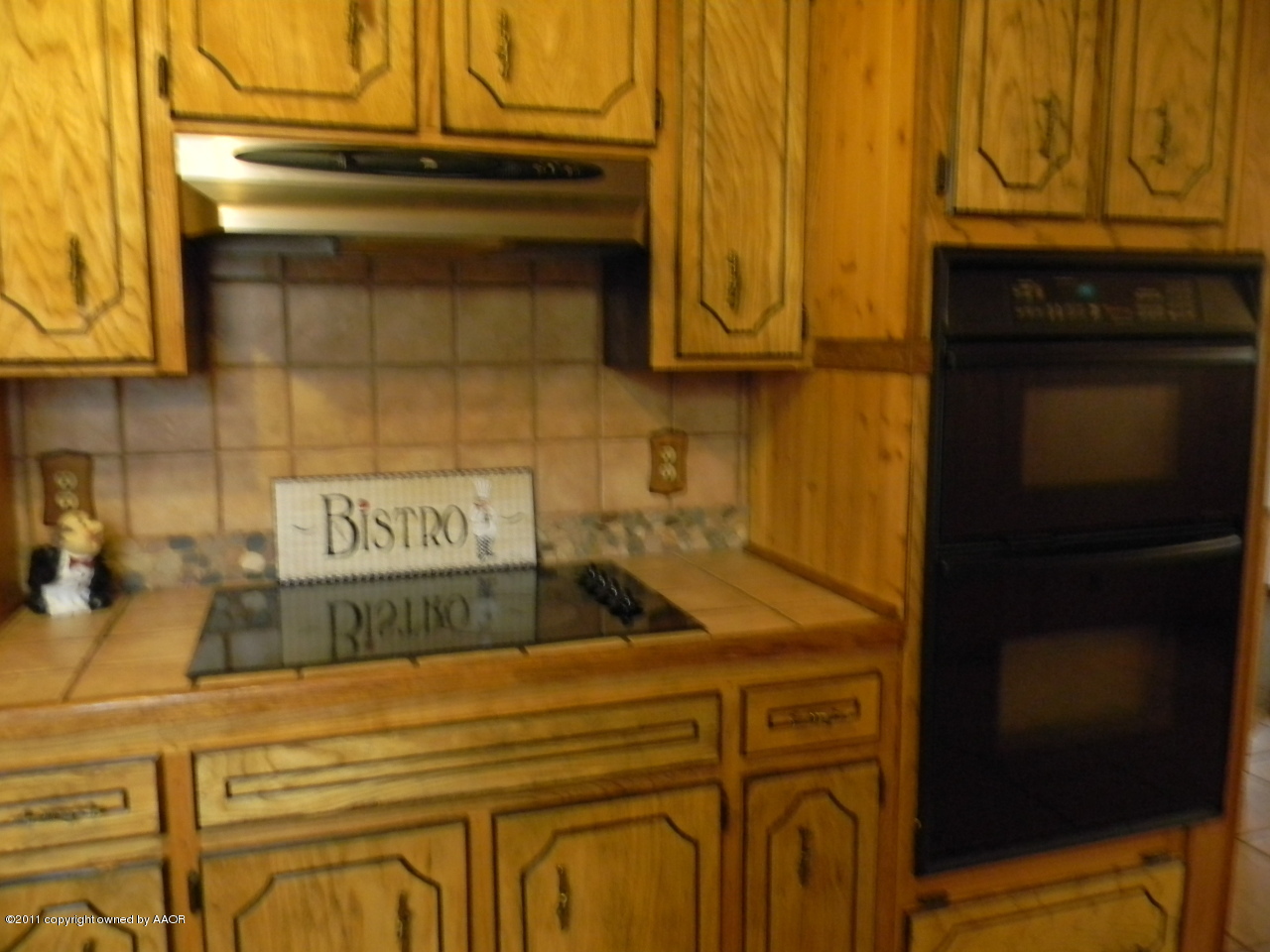 4434 Kingston Road Amarillo, TX 79109 - Photo 8 of 27 NEWER STOVE TOP