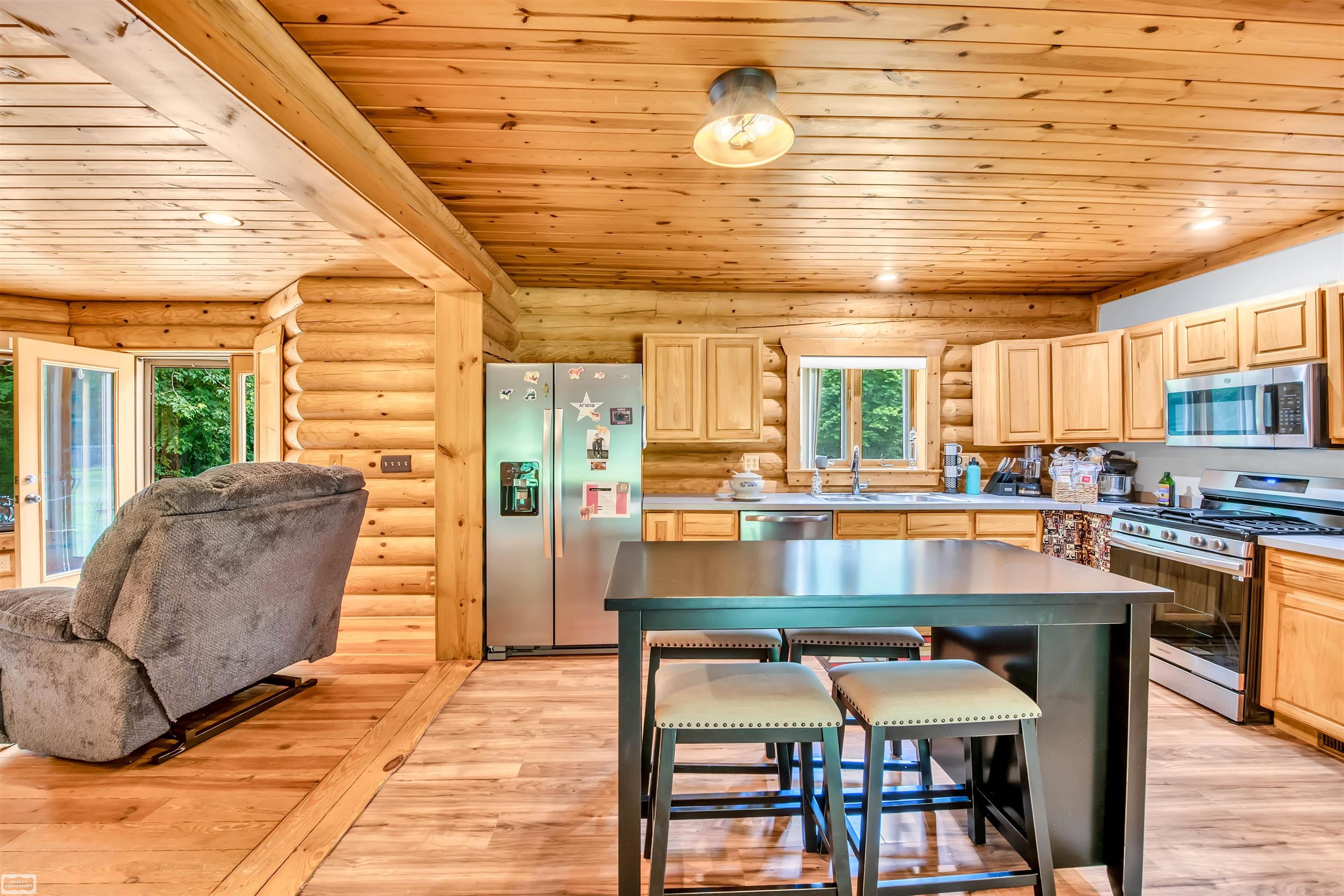 6880 Holland Road Algonac, MI 48001 - Photo 24 of 46 50101945-26.JPG