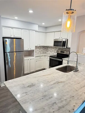 $215,000 | 2801 Chancellorsville Drive, Unit 632, Tallahassee, FL 32312