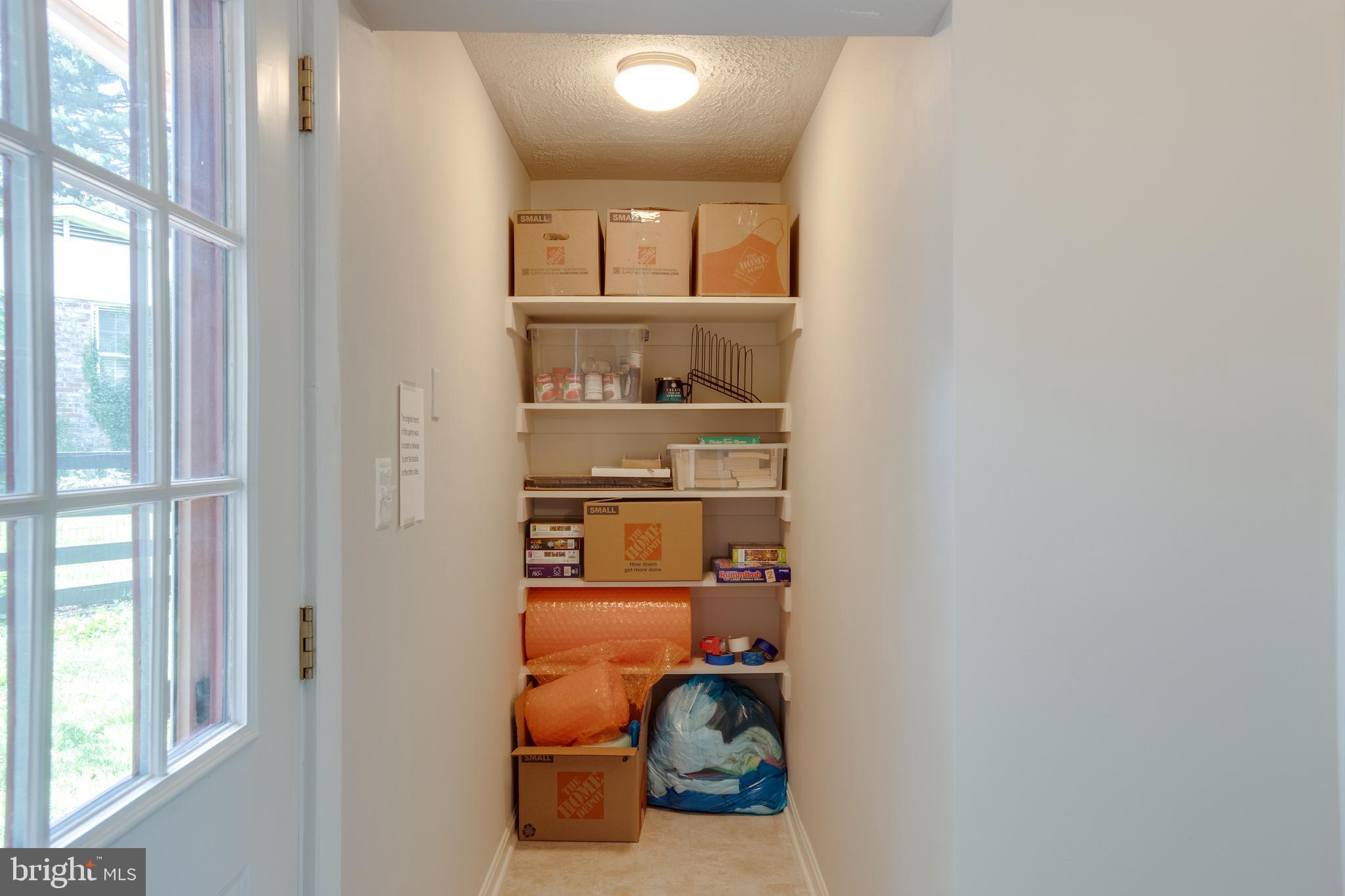 355 Gay Road Warrenton, VA 20186 - Photo 25 of 39 hallway from kitchen to addition. Could be a door