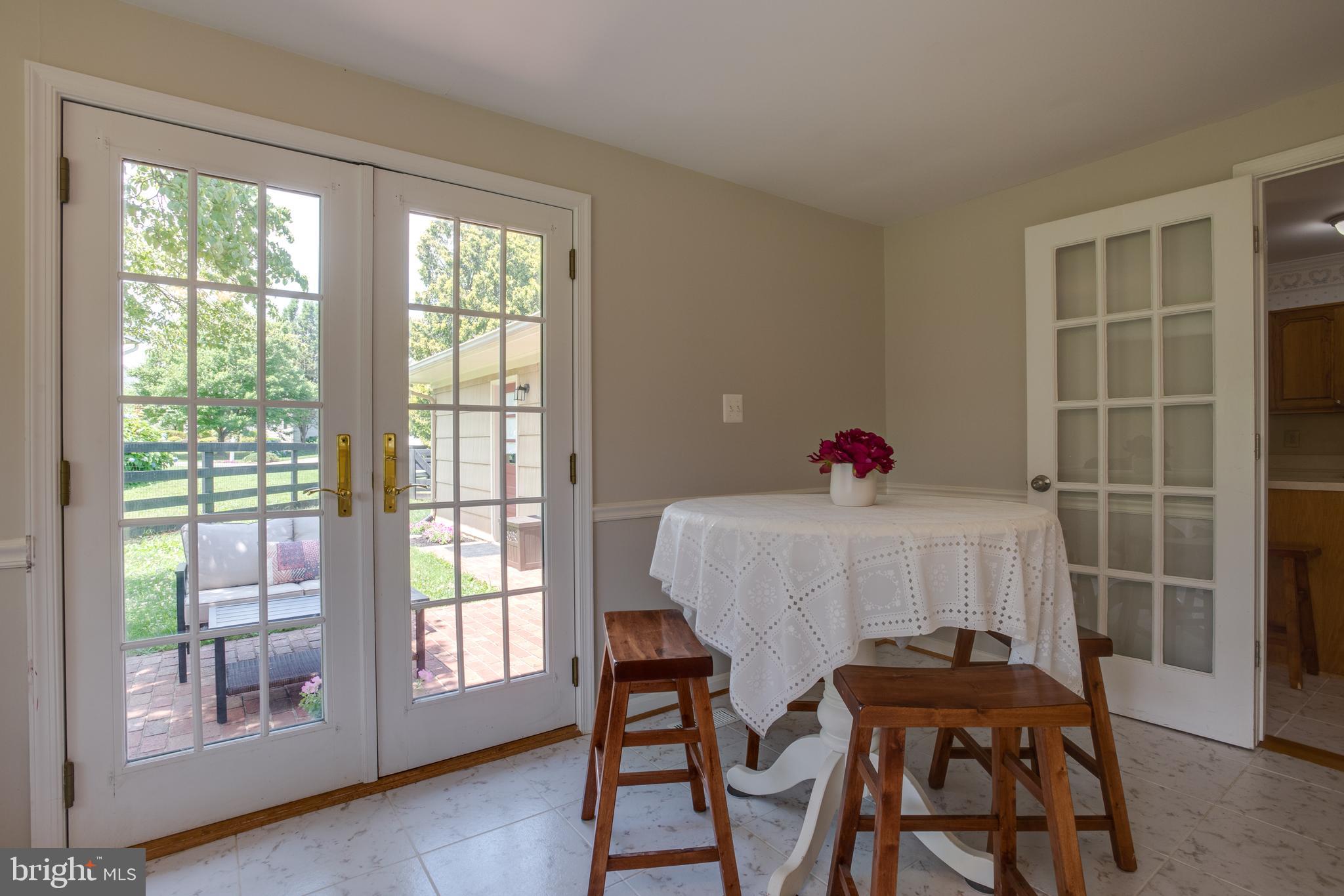 355 Gay Road Warrenton, VA 20186 - Photo 27 of 39 Great room additoon