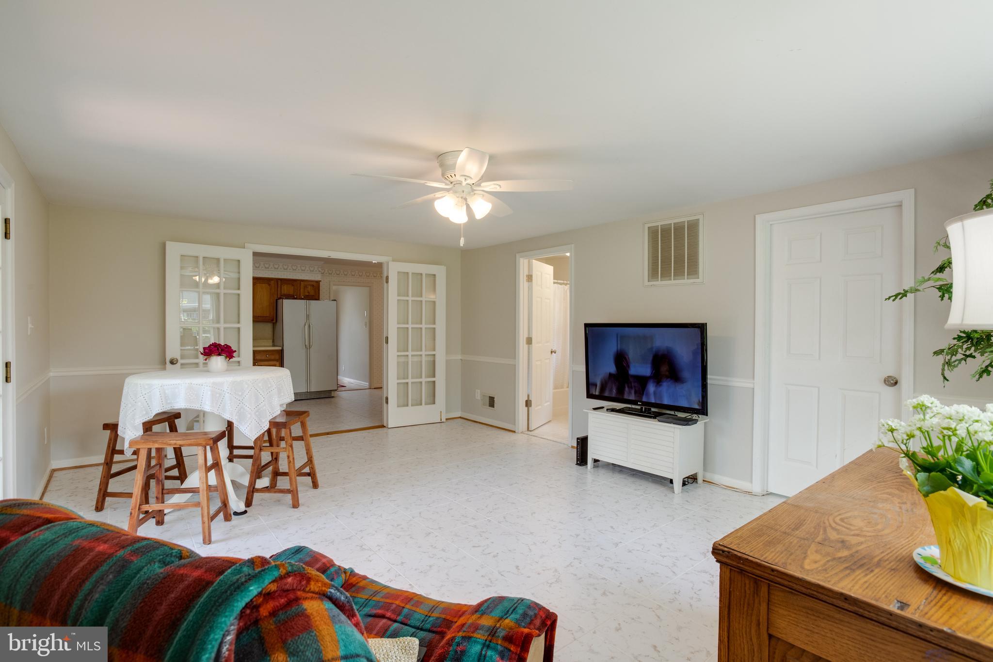355 Gay Road Warrenton, VA 20186 - Photo 30 of 39 Great room
