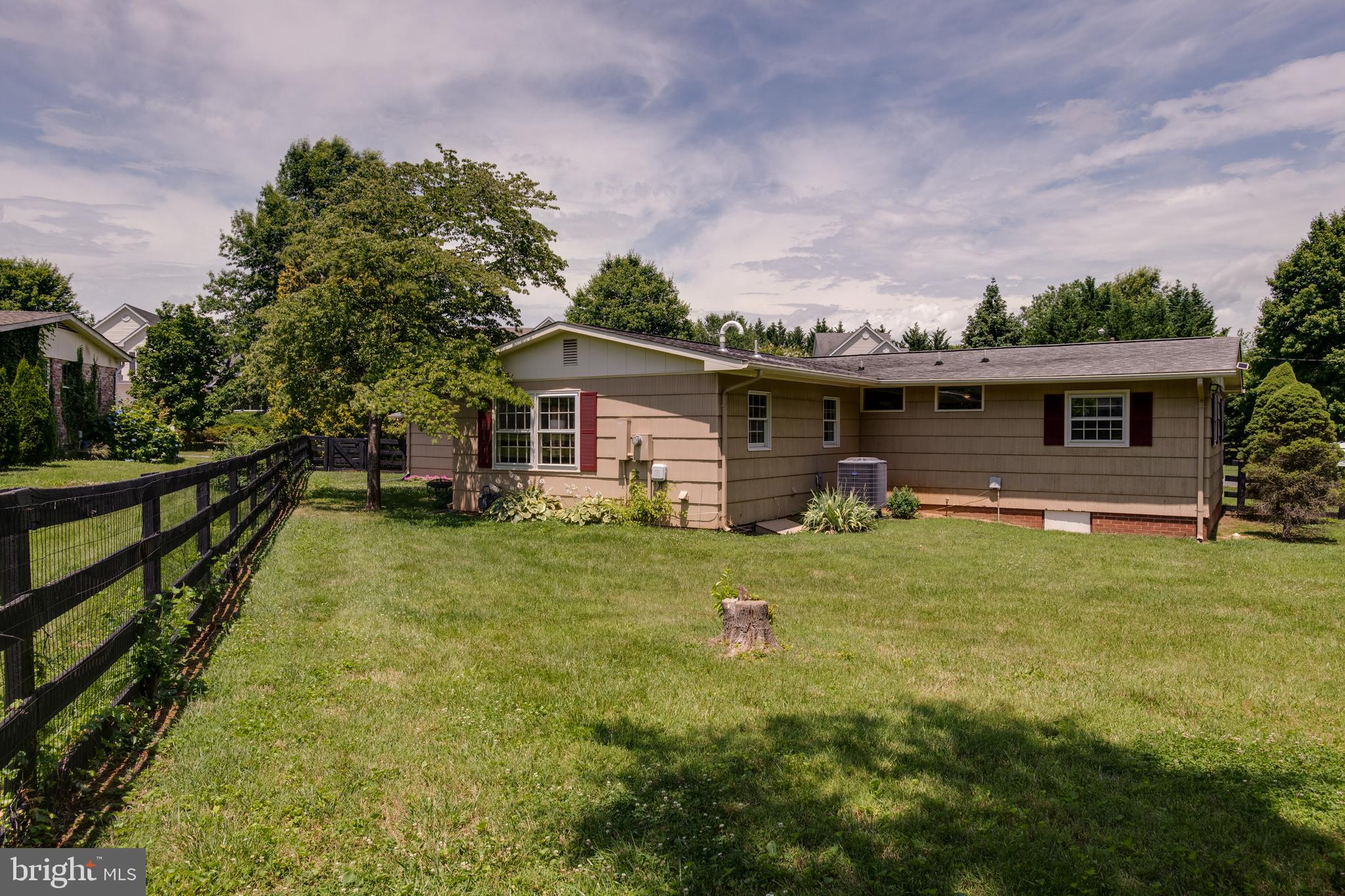 355 Gay Road Warrenton, VA 20186 - Photo 6 of 39 Back yard