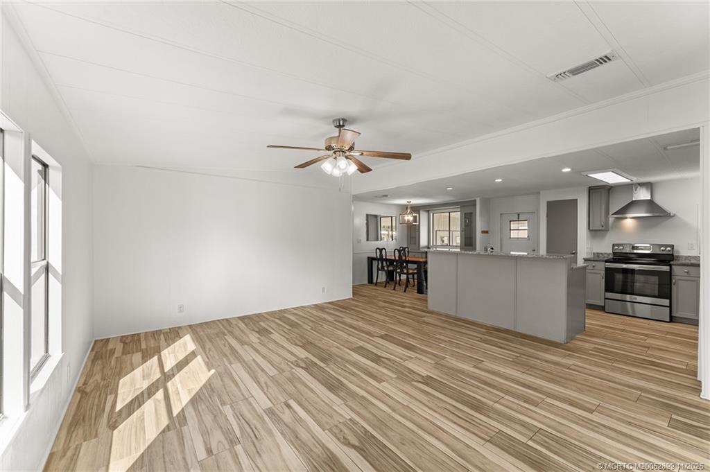 2733 Southwest Thunderbird Trail Stuart, FL 34997 - Photo 14 of 36