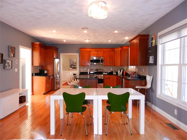 33 Liberty Road Bedford, MA 01730 - Photo 8 of 25 Gallery Image 8