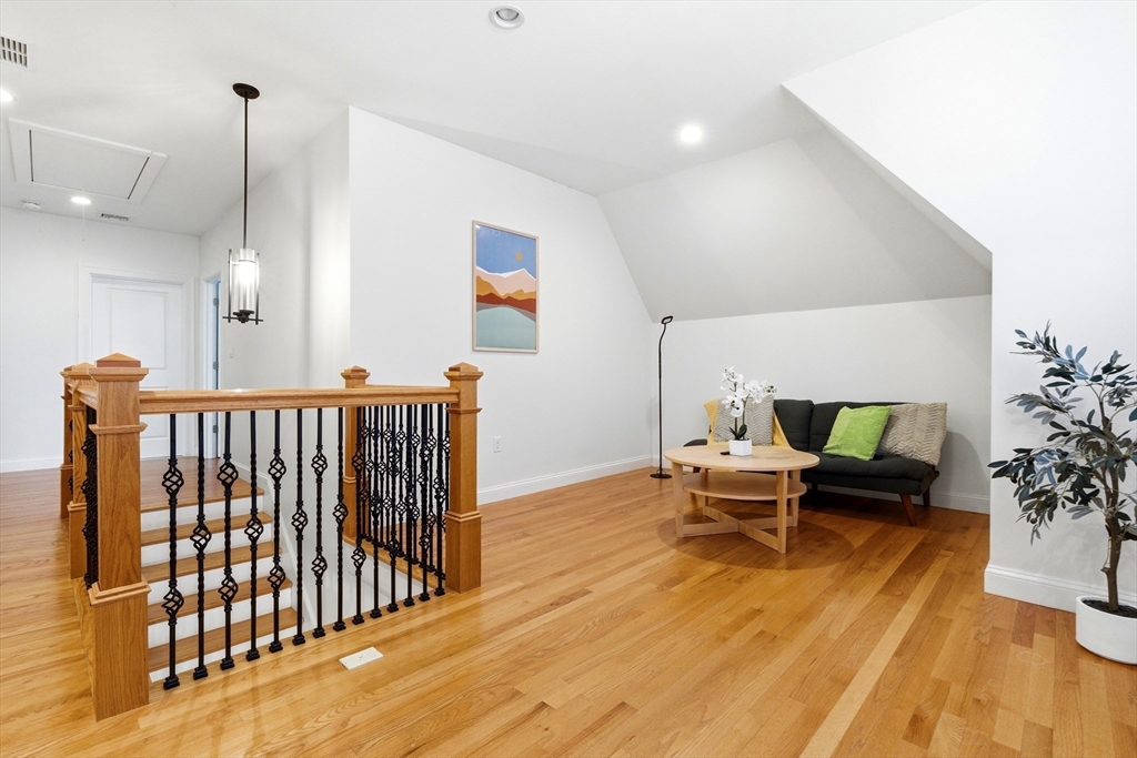 36 Naples Road Brookline, MA 02446 - Photo 27 of 33