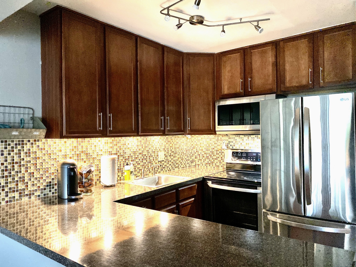 5850 Forest View Road, Unit E Lisle, IL 60532 - Photo 4 of 10