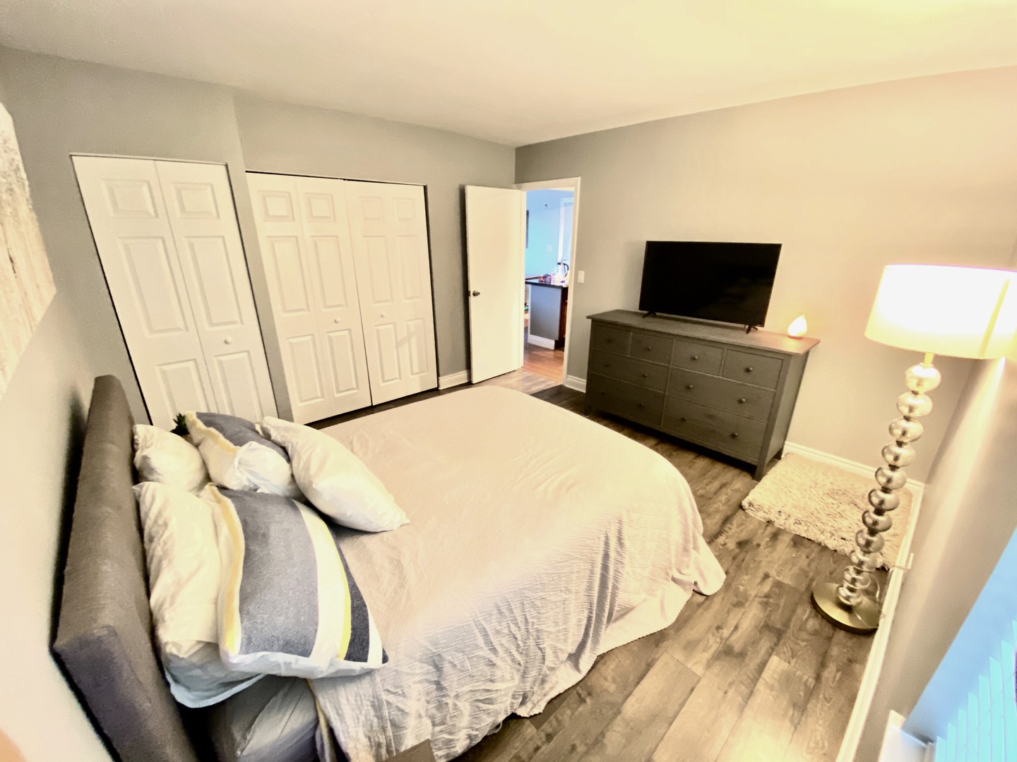 5850 Forest View Road, Unit E Lisle, IL 60532 - Photo 6 of 10